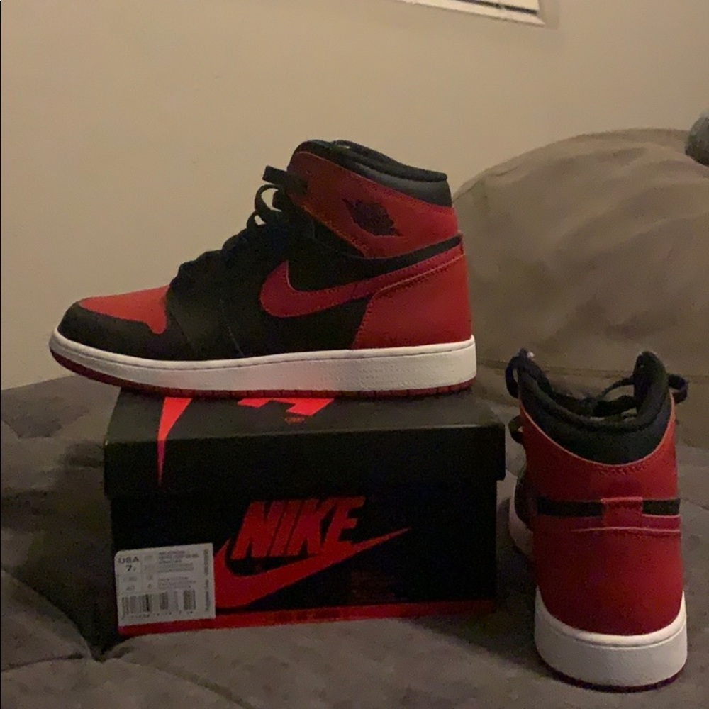 Air Jordan Retro High Bred 1
